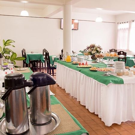 Economic Center Hotel Divinópolis Εξωτερικό φωτογραφία