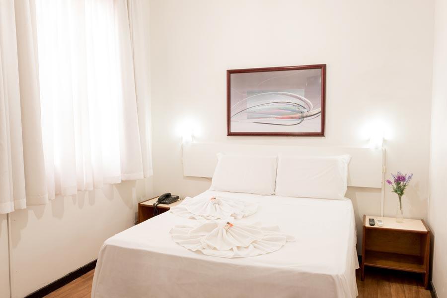 Economic Center Hotel Divinópolis Εξωτερικό φωτογραφία